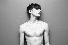简短的夸男生的话 很真实的夸男生句子