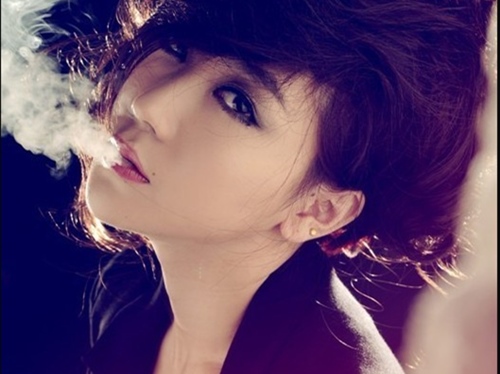 女人抽烟的心情说说