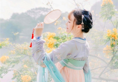关于爱情凄美悲伤的古风句子